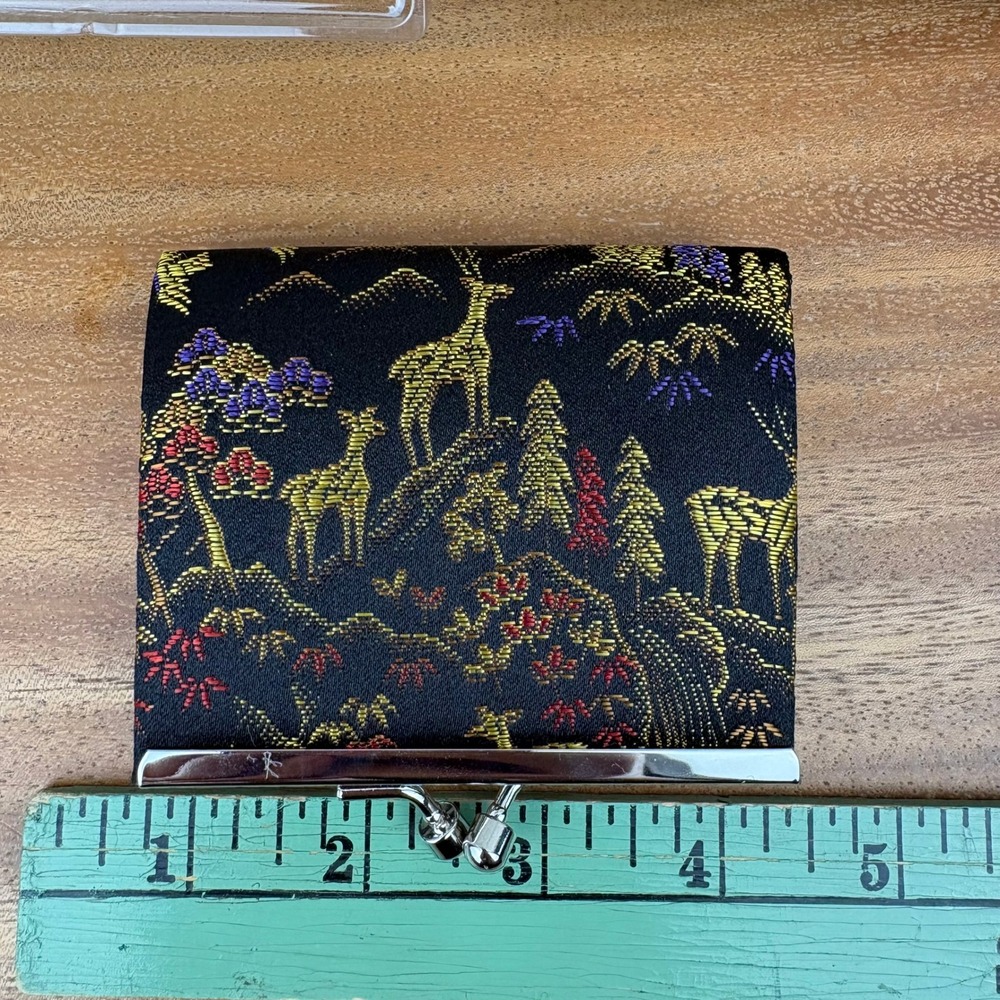Vintage Made In Japan Brocade Coin Purse With Box Deer Scenic Kiss Clasp - Picture 2 of 7